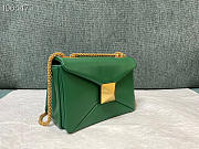 Kitlife Valentino ONE STUD NAPPA BAG WITH CHAIN Green Gold Hardware - 19x14x11cm - 6