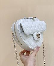 Kitlife Chanel Heart Bag Lambskin&Gold Tone Metal In White - AS3191 - 16x18x6cm - 6