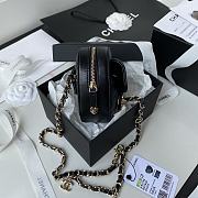 Kitlife Chanel Heart Clutch with Chain In Black - AP2784 - 12 × 13 × 5.5 cm - 3