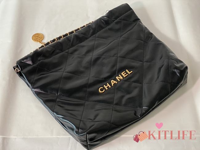 Kitlife Chanel 22 Large Black Handbag - 39x42x8cm - 1