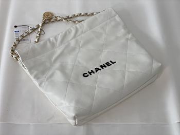 Kitlife Chanel 22 Large White Handbag Black Logo - 35x37x7cm