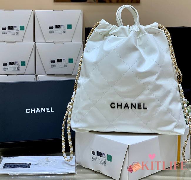 Kitlife Chanel 22 White Backpack Black Logo - 51x40x9cm - 1
