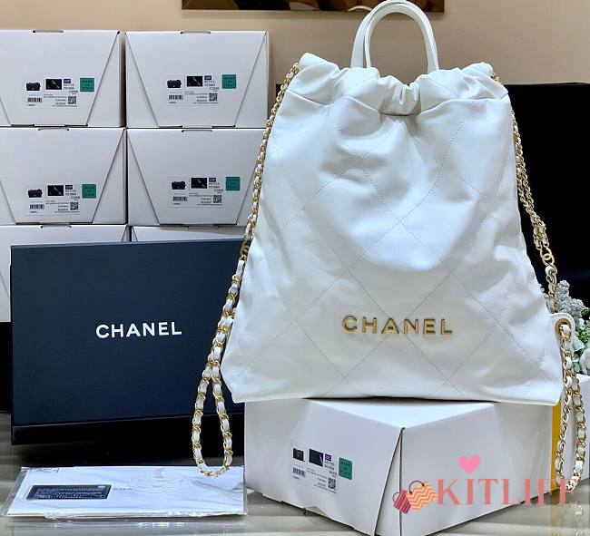 Kitlife Chanel 22 White Backpack Gold Logo - 51x40x9cm - 1