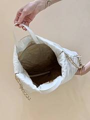 Kitlife Chanel 22 White Backpack Gold Logo - 51x40x9cm - 2