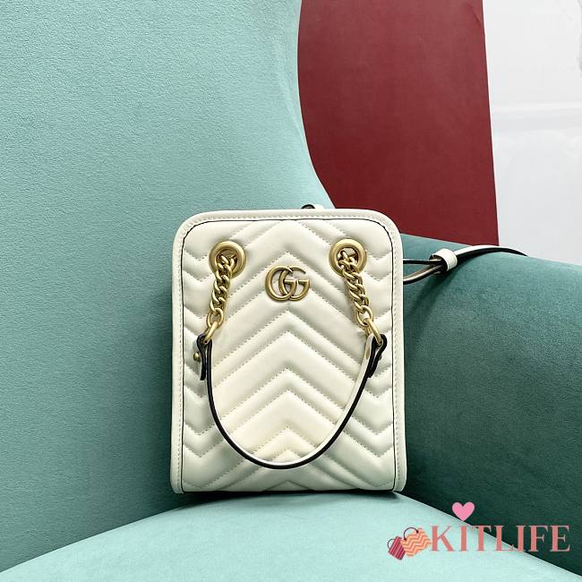 Kitlife Gucci GG Marmont matelassé mini bag White - 696123 - 16x19x7cm - 1