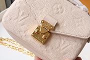 Kitlife Louis Vuitton Micro Metis Beige Clair Bag - M81390 - 14 x 11 x 3.5 cm - 2