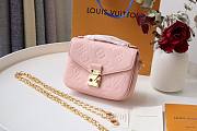 Kitlife Louis Vuitton Micro Metis Beige Clair Bag - M81389 - 14 x 11 x 3.5 cm - 1