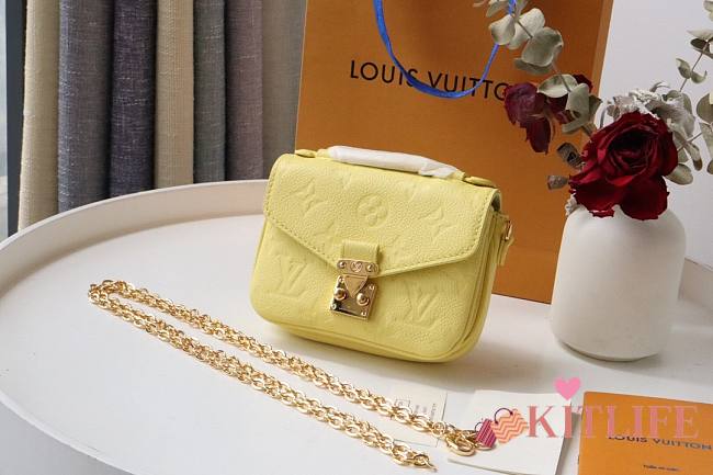 Kitlife Louis Vuitton Micro Metis Beige Jaune Bag - M81407 - 14 x 11 x 3.5 cm - 1