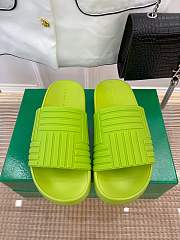 Ktilife BOTTEGA VENETA Rubber Carpet Slides (5 colors) - 5