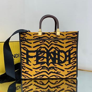 Kitlife Fendi Sunshine Medium Tiger motif in black and dark yellow - 35x31x17cm