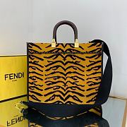 Kitlife Fendi Sunshine Medium Tiger motif in black and dark yellow - 35x31x17cm - 4