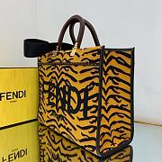 Kitlife Fendi Sunshine Medium Tiger motif in black and dark yellow - 35x31x17cm - 5