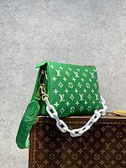 Kitlife Louis Vuitton Coussin PM Green Monogram-embossed puffy lambskin  - 6