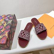 Kitlife Louis Vuitton Lock It Jacquard Since 1984 Flat Mule - Black/ Burgundy - 2