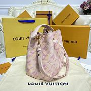 Kitlife Louis Vuitton Neonoe BB Light Pink Sprayed and embossed leather - 20x20x13cm - 4