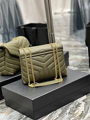 Kitlife YSL Loulou SMALL CHAIN BAG IN MATELASSÉ Grey Khaki - 23 X 17 X 9 CM - 4