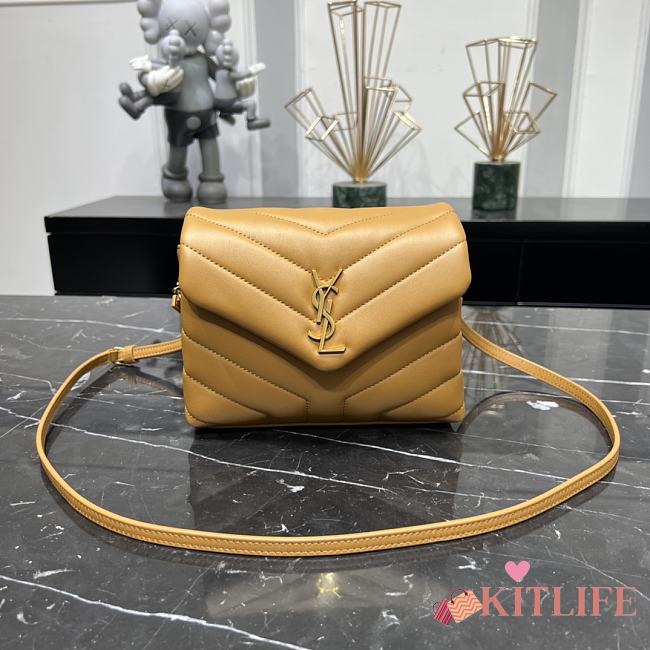 KITLIFE YSL LOULOU TOY STRAP BAG IN MATELASSÉ 