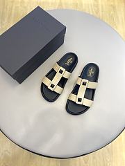 KITLIFE VALENTINO ROCKSTUD MULE - 5