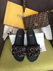 Kitlife Fendi Logo slides Sandal - 3