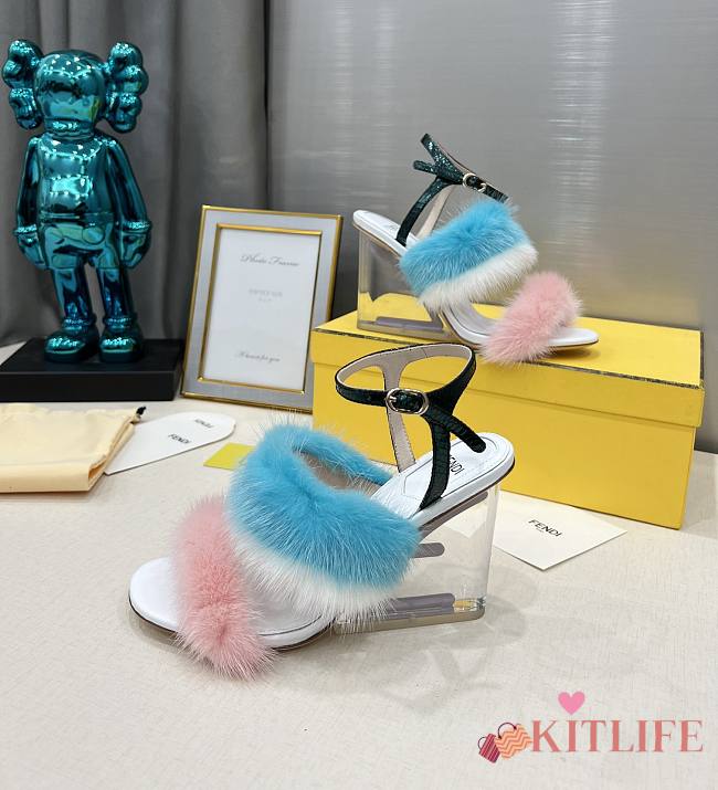 Kitlife Fendi First Pink and White mink high-heeled sandals - 1