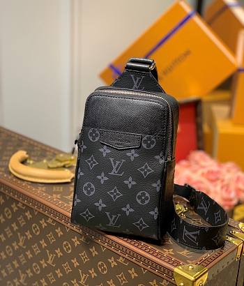 Kitlife Louis Vuitton OUTDOOR SLINGBAG BLACK - M30741 - 13 x 21 x 5 cm