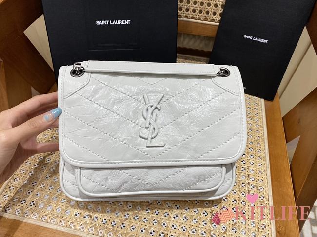 KITLIFE YSL NIKI BABY CHAIN BAG IN CRINKLED VINTAGE WHITE LEATHER - 21 X 16 X 7,5 CM - 1