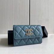 Kitlife Chanel 22s Two-fold Buckle Coin Purse Blue Caviar Leather - 8.5 × 12 × 2.5 cm - 1