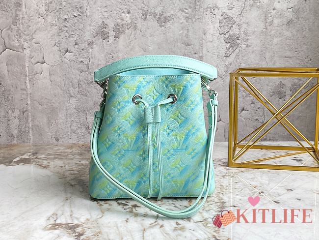 Kitlife Louis Vuitton Neonoe BB Green Sprayed and embossed leather - 20x20x13cm - 1