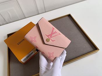 Kitlife Louis Vuitton Victorine Wallet Pink - 12 x 9.5 x 1.5 cm