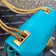 Kitlife Valentino ONE STUD NAPPA BAG WITH CHAIN Blue Gold Hardware - 19x14x11cm - 6