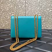 Kitlife Valentino ONE STUD NAPPA BAG WITH CHAIN Blue Gold Hardware - 19x14x11cm - 2