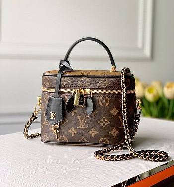 LOUIS VUITTON VANITY PM AUTRES TOILES MONOGRAM HANDBAG - 19 x 13 x 11 cm