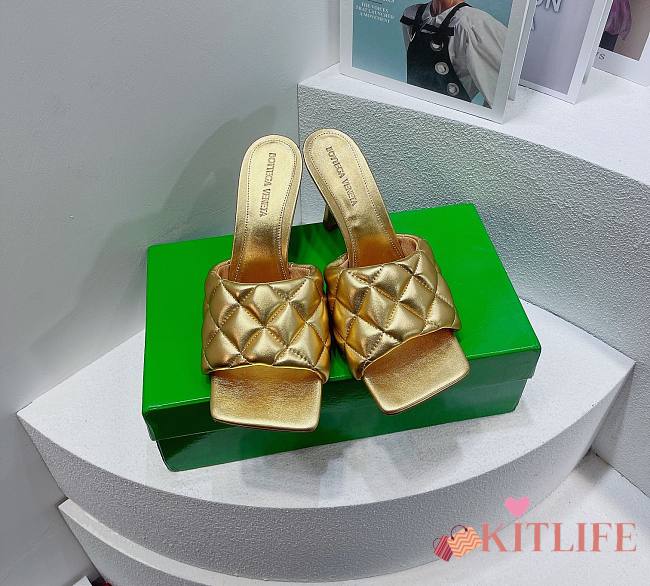 Kitlife Bottega Veneta quilted sandals padded gold - 1