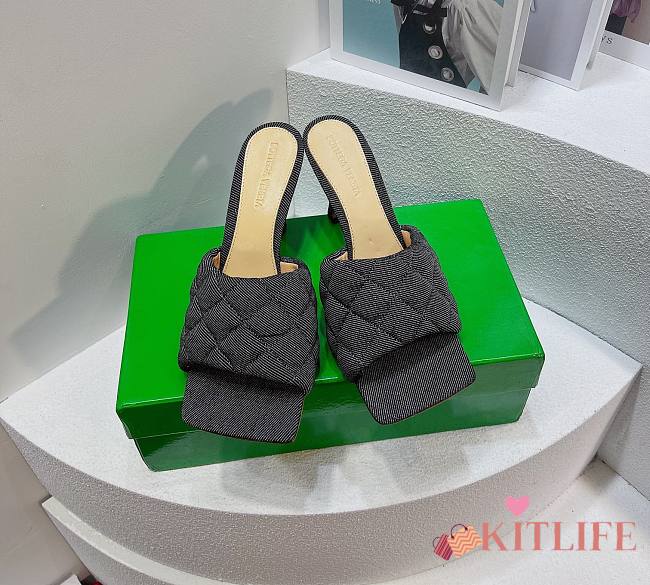 Kitlife Bottega Veneta quilted sandals padded grey - 1