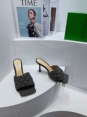 Kitlife Bottega Veneta quilted sandals padded grey - 5