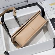 Kitlife Chanel Le Boy old Medium Caviar Chevron Beige (Gold/Silver Hardware) - 25cm - 3