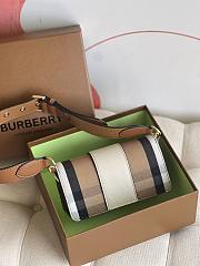 Kitlife Burberry Buckle Bag in House Check And Leather Red - 19.5*12*5CM - 2