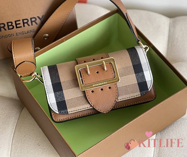 Kitlife Burberry Buckle Bag in House Check And Leather Brown - 19.5*12*5CM - 1