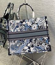 Kitlife Dior Book Tote Large Blue Multicolor Zodiac Fantastico Embroidery - 42x25x18cm - 2