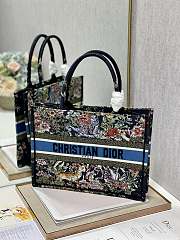 Kitlife Dior Book Tote Medium Blue D-Constellation Embroidery - 36 x 27.5 x 16.5 cm - 4