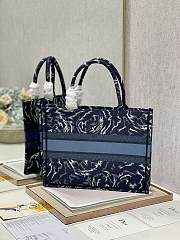 Kitlife Dior Book Tote Medium Blue Dior Roses Embroidery - 35x28cm - 4