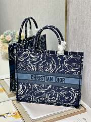 Kitlife Dior Book Tote Large Blue Dior Roses Embroidery - 42x36x18cm - 3