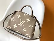 Louis Vuitton Petit Palais Bicolour Monogram Empreinte Handbag Tourterelle - M58914 – 29 x 18 x 12.5 cm - 3