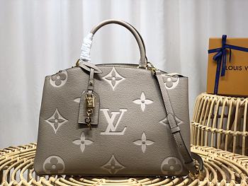 Kitlife Louis Vuitton Grand Palais Monogram Empreinte embossed Tourterelle/Beige - M45842 - 34 x 24 x 15 cm