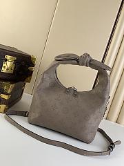 Kitlife Louis Vuitton Why Knot Pm Galet - M20701 - 34x28x12cm - 5