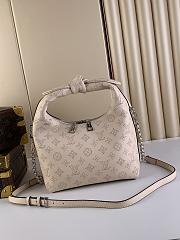 Kitlife Louis Vuitton Why Knot Pm Creme - M20700 - 34x28x12cm - 4