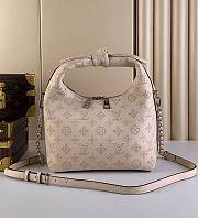 Kitlife Louis Vuitton Why Knot Pm Creme - M20700 - 34x28x12cm - 1