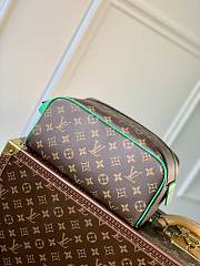 Kitlife Louis Vuitton Dopp Kit Toilet Pouch Monogram Macassar Minty Green - 28x15x16.5cm - 5