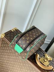 Kitlife Louis Vuitton Dopp Kit Toilet Pouch Monogram Macassar Minty Green - 28x15x16.5cm - 3