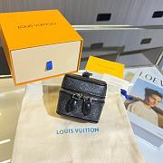 Kitlife Louis Vuitton VANITY MONOGRAM BAG CHARM - M00545  - 4